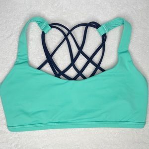 EUC Lululemon Green navy blue turquoise Free to be wild sports bra
